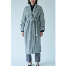画像をギャラリービューアに読み込む, ショートガウン:カシミヤ75%ブルーフォックス25%【 since 2019 】