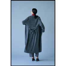 画像をギャラリービューアに読み込む, ロングガウン :カシミヤ75%ブルーフォックス25%【since 2018】