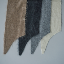 画像をギャラリービューアに読み込む, カシミヤ100% 変形マフラー【 since 2020 】